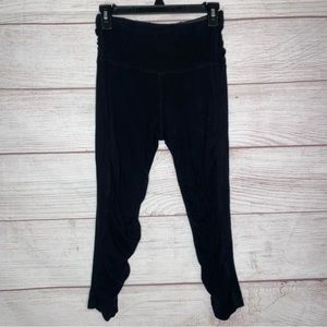 Nomads hemp.wear women’s black cropped leggings